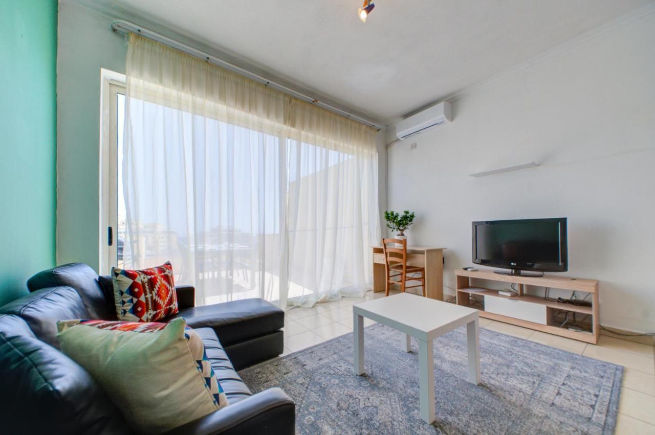 Morina Court - Seaview Apartments And Penthouse In St Julians By Shortletsmalta San Ġiljan Buitenkant foto