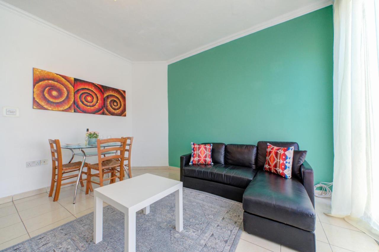 Morina Court - Seaview Apartments And Penthouse In St Julians By Shortletsmalta San Ġiljan Buitenkant foto