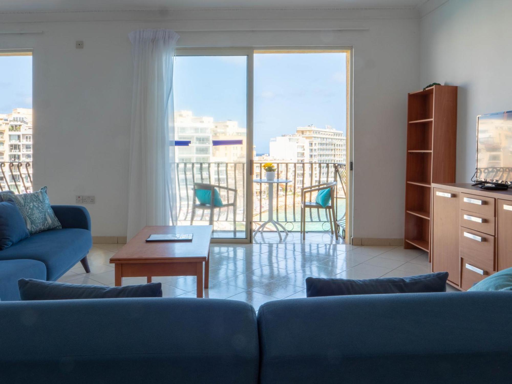 Morina Court - Seaview Apartments And Penthouse In St Julians By Shortletsmalta San Ġiljan Buitenkant foto
