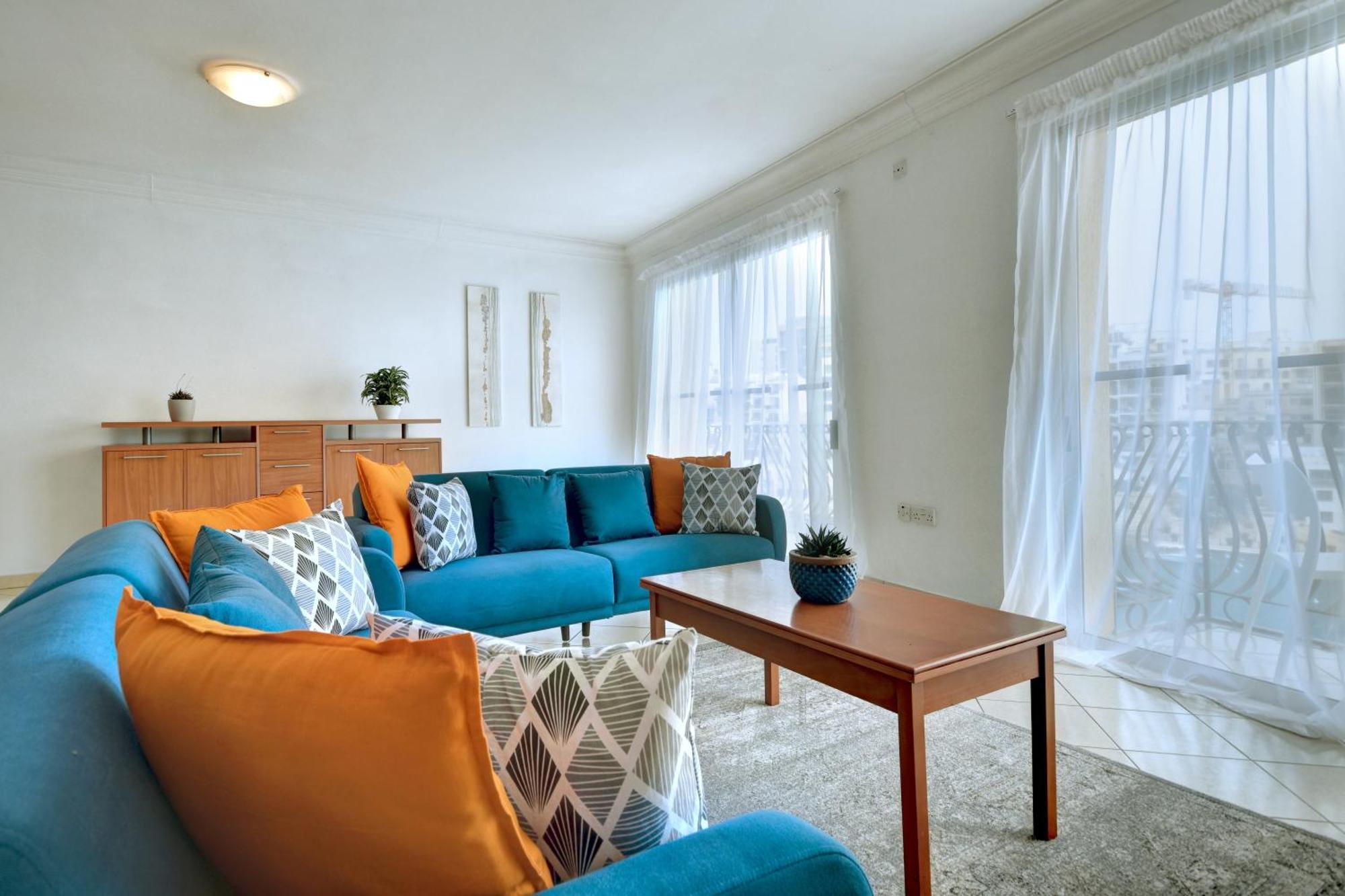 Morina Court - Seaview Apartments And Penthouse In St Julians By Shortletsmalta San Ġiljan Buitenkant foto