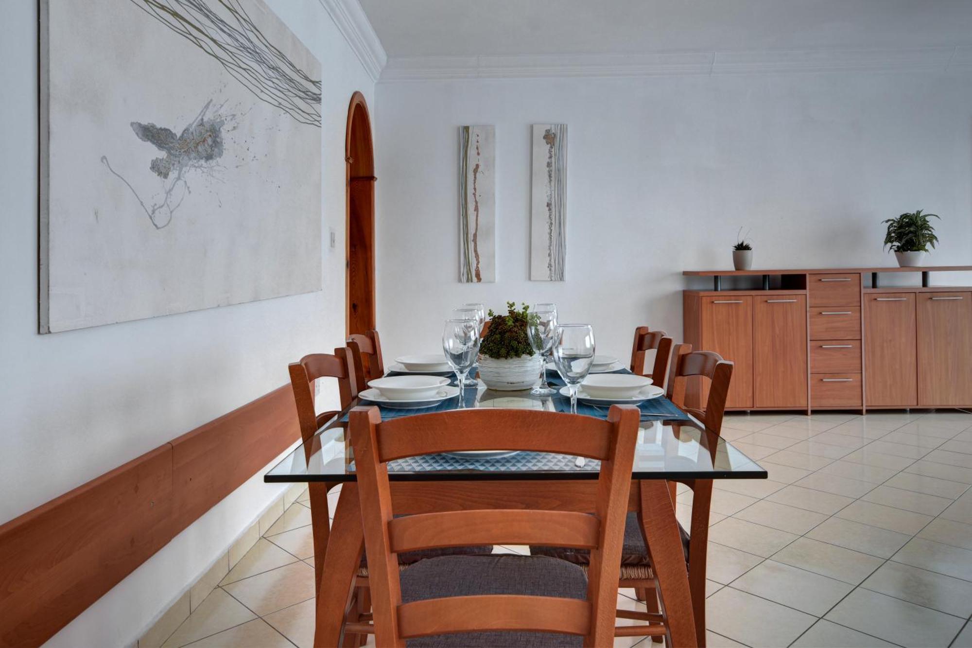 Morina Court - Seaview Apartments And Penthouse In St Julians By Shortletsmalta San Ġiljan Buitenkant foto